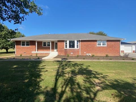 1535 Duke Loop, Dickson, TN 37055 photo 4