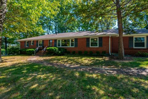 316 Broadview Dr, Dickson, TN 37055 photo 2