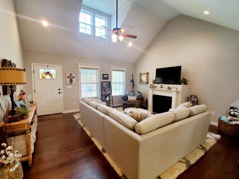 378 Diane Loop, White Bluff, TN 37187 photo 5