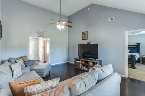 606 Gateway Dr, Murfreesboro, TN 37127 photo 6