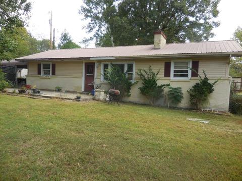 168 W Chestnut St, Baxter, TN 38544 photo 1