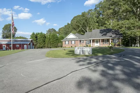 1920 Skyview Dr, Centerville, TN 37033 photo 3