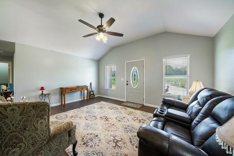 212 Pollard Rd, Walling, TN 38587 photo 12
