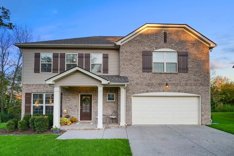 1068 Daniel Ln, Spring Hill, TN 37174 photo 1