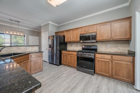 2252 Dewey Dr, Spring Hill, TN 37174 photo 5
