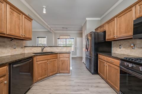 2252 Dewey Dr, Spring Hill, TN 37174 photo 4
