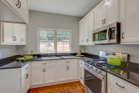 218 Stephen St, Dickson, TN 37055 photo 12