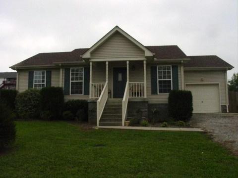 129 Phillip Dr, Springfield, TN 37172 photo 1