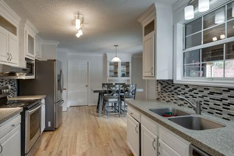 135 Redbud Dr, Dickson, TN 37055 photo 9