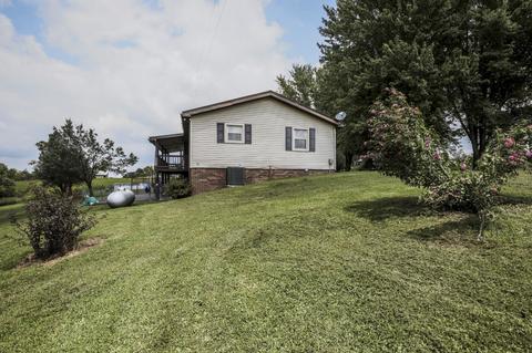 689 Driver Rd, Lafayette, TN 37083 photo 4