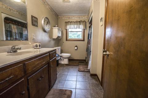 689 Driver Rd, Lafayette, TN 37083 photo 19