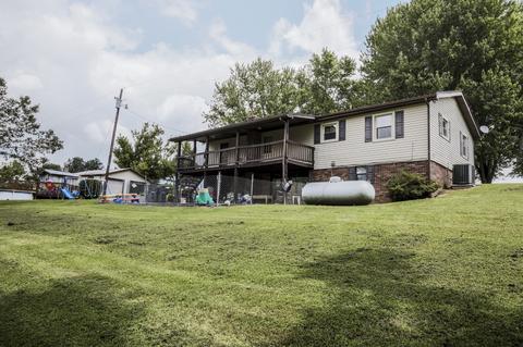 689 Driver Rd, Lafayette, TN 37083 photo 5