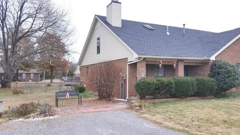 2574 Exeter Dr, Murfreesboro, TN 37130 photo 2