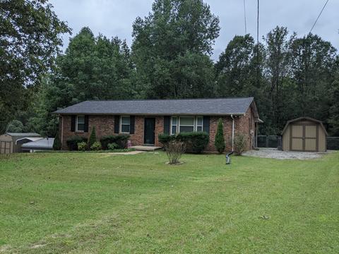 1925 Skyview Dr, Centerville, TN 37033 photo 4