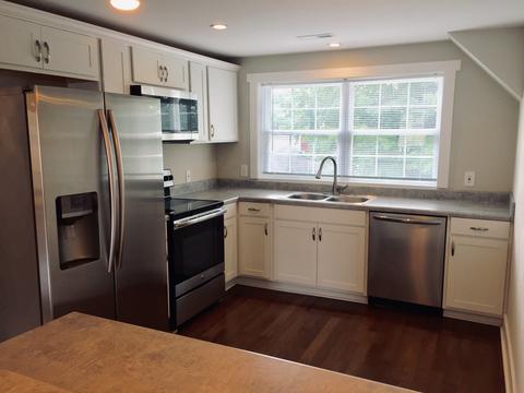 451 E Madison St, Pulaski, TN 38478 photo 3