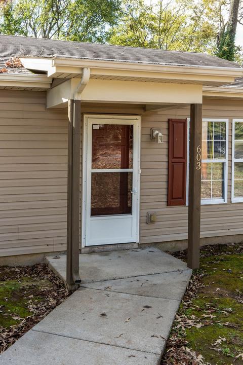 603 W 3rd St, Dickson, TN 37055 photo 5