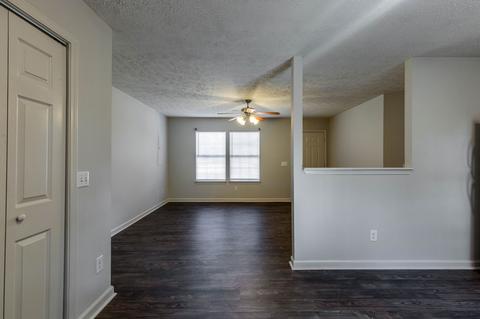 603 W 3rd St, Dickson, TN 37055 photo 9