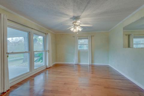 1111 Ridgecrest Dr, Dickson, TN 37055 photo 6