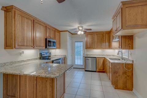 1111 Ridgecrest Dr, Dickson, TN 37055 photo 8