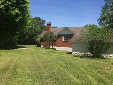 672 Spring St, Decherd, TN 37324 photo 34