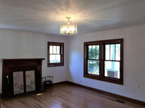 672 Spring St, Decherd, TN 37324 photo 8
