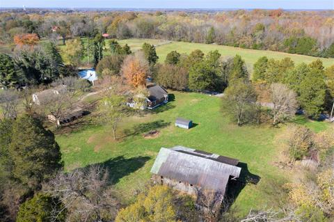 672 Spring St, Decherd, TN 37324 photo 39