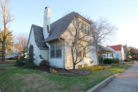 400 E College St, Murfreesboro, TN 37130 photo 2