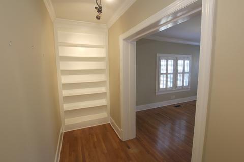 400 E College St, Murfreesboro, TN 37130 photo 13