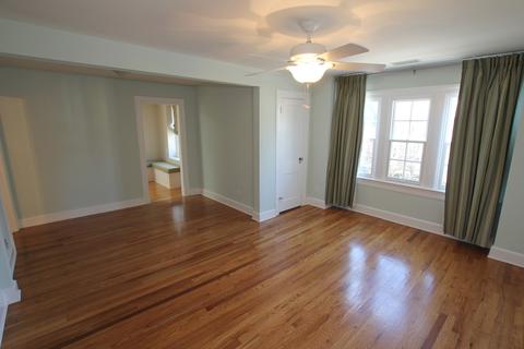 400 E College St, Murfreesboro, TN 37130 photo 16