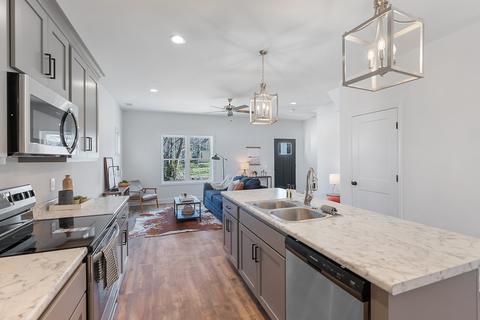 228 19th Ave E, Springfield, TN 37172 photo 8