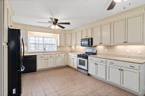 140 Batson Rd, Cunningham, TN 37052 photo 7