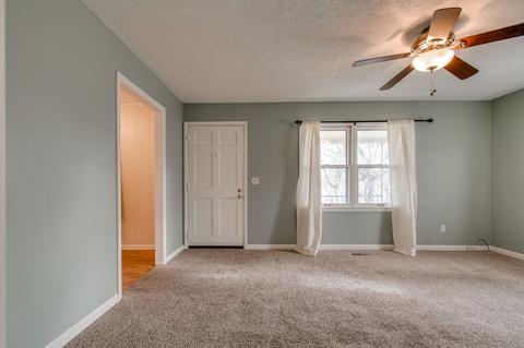 400 E Cedar St, Dickson, TN 37055 photo 8