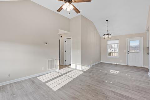 209 Corbitt Ln, Springfield, TN 37172 photo 5