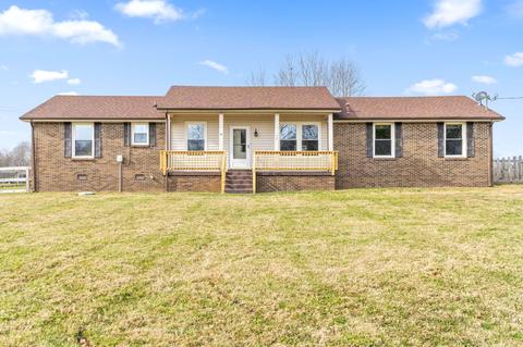102 E Circle Dr, Burns, TN 37029 photo 2
