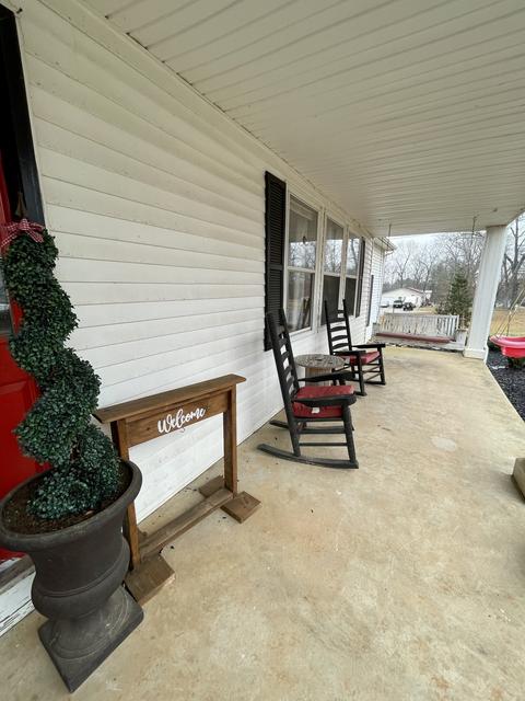 289 Peach Ave, Morrison, TN 37357 photo 4