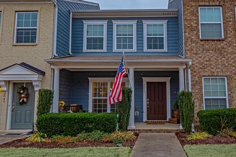 2047 Hemlock Dr, Spring Hill, TN 37174 photo 1