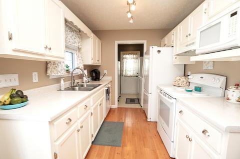 3717 Armstrong Rd, Springfield, TN 37172 photo 6