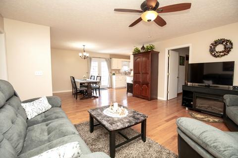 3717 Armstrong Rd, Springfield, TN 37172 photo 4