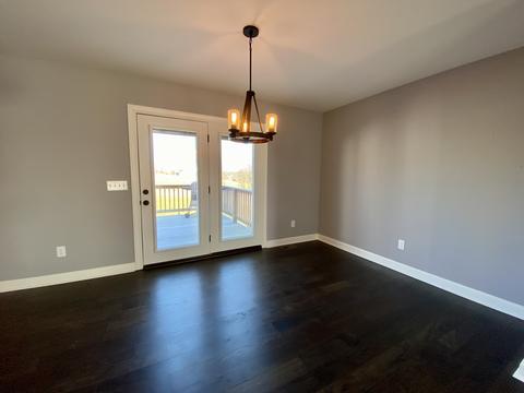 605 Womack Rd, Bethpage, TN 37022 photo 6