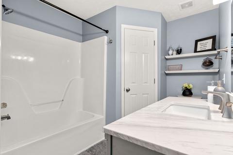 2013 Holbeach Dr, Murfreesboro, TN 37130 photo 13