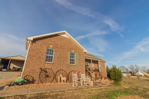 4975 Minnis Rd, Springfield, TN 37172 photo 2