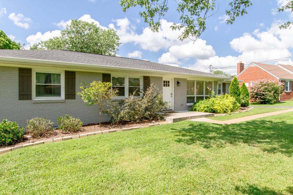  2402 Andrew Pl, Nashville, TN 37216 photo 3