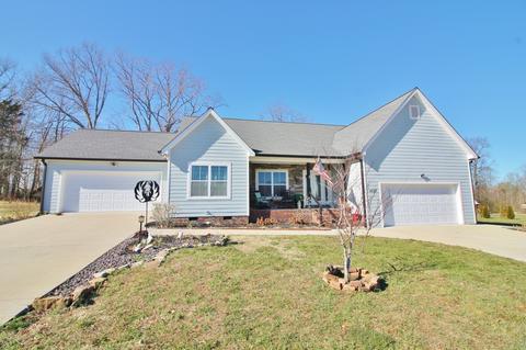 6037 Commodore Ct, Baxter, TN 38544 photo 1