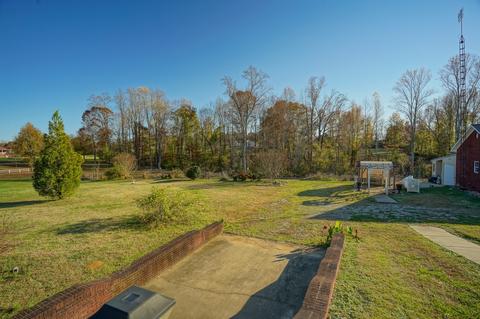 137 Busby Rd, Loretto, TN 38469 photo 14