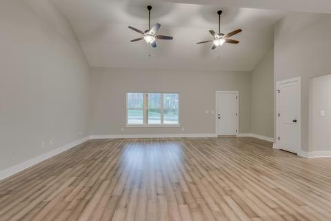 112 Dewey Dr, Dickson, TN 37055 photo 6