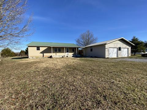 1747 Ivy Lake Rd, Morrison, TN 37357 photo 27