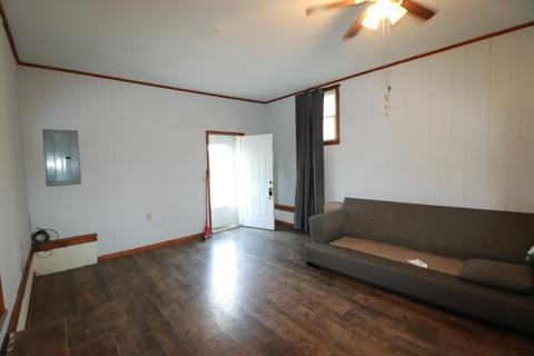 321 E Maple St, Morrison, TN 37357 photo 6