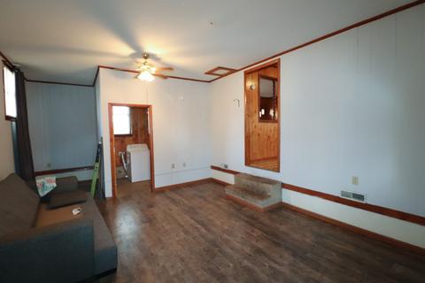 321 E Maple St, Morrison, TN 37357 photo 5