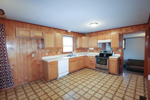 321 E Maple St, Morrison, TN 37357 photo 11