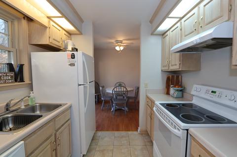 122 Batey Cir, Dickson, TN 37055 photo 9